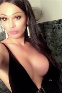 Soosan, escort in France - 3820