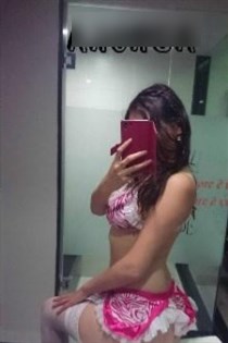 Woon Kiu, escort in Italy - 8883